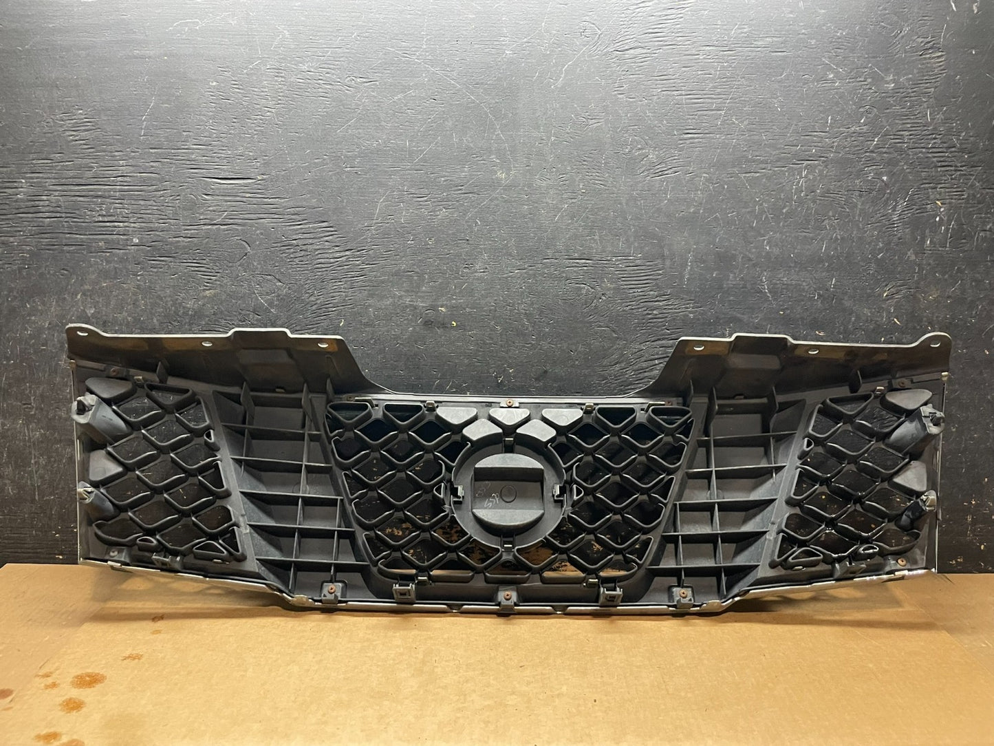 2005 2006 2007 Nissan Pathfinder Chrome Front Upper Grill Grille OEM AA8969 DG7