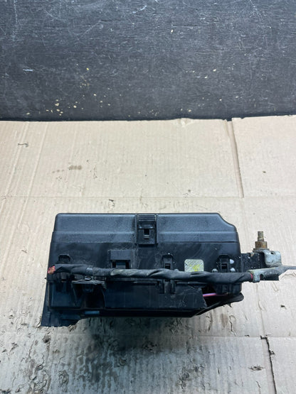 2015 Chrysler 300 Fuse module 68213805AC X8354 PS0