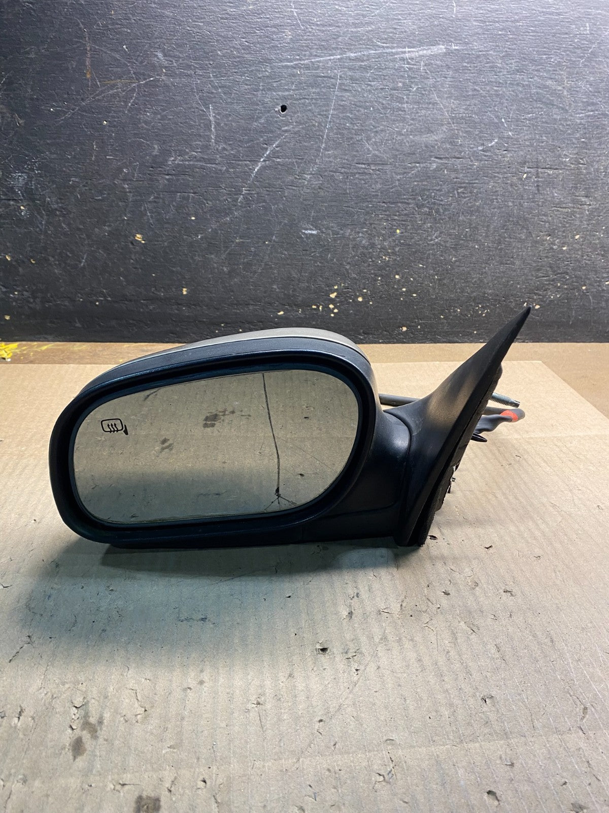 2003 - 2011 Ford Crown Victoria Left Driver LH View Door Heated Mirror Z5250 MS8