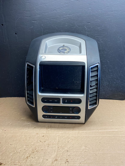 2007 - 2010 Ford Edge Heater Climate Control Radio Control Dash Bezel AF2039 DW0