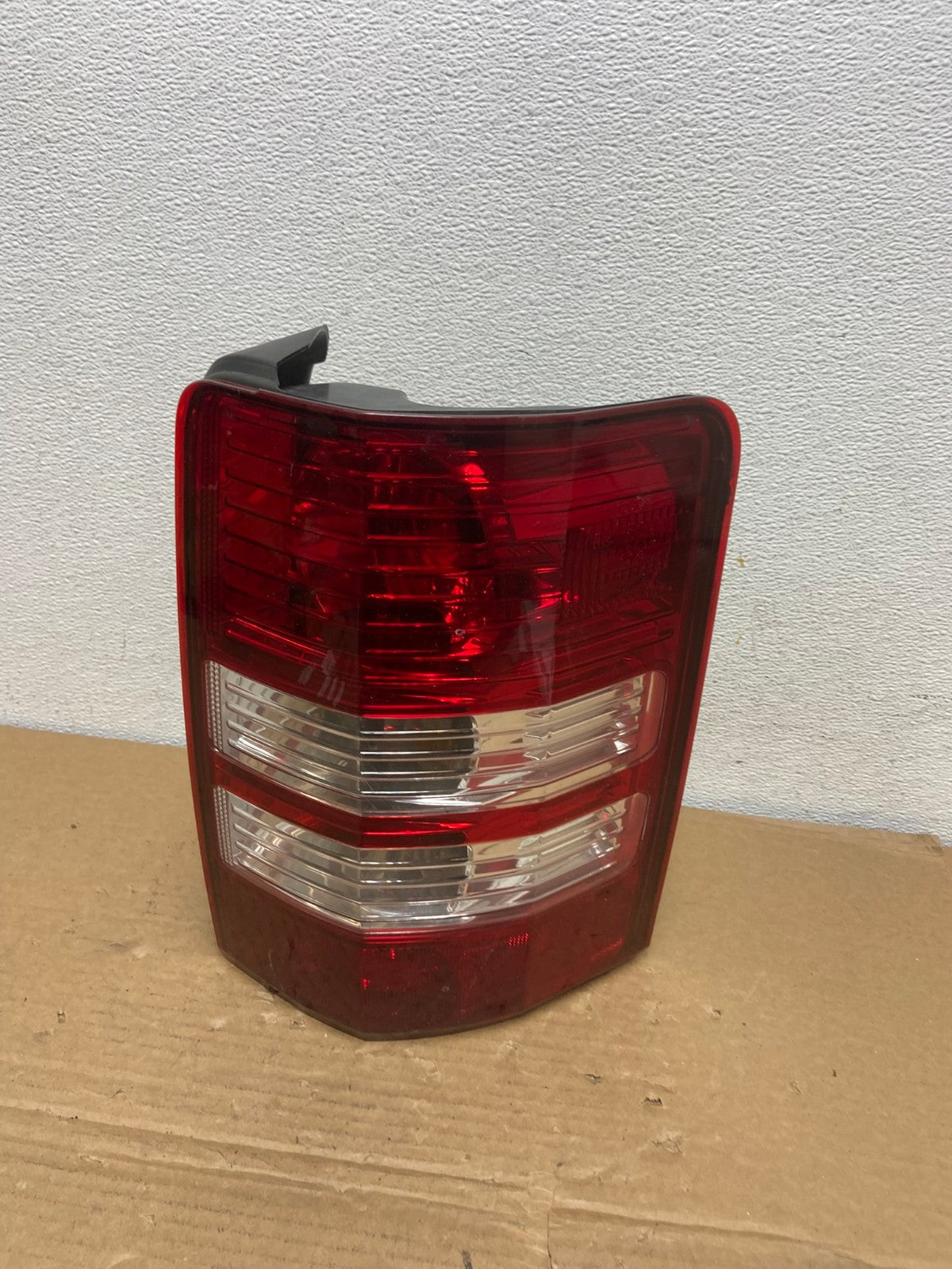 2008 to 2012 Jeep Liberty Right Passenger RH Side Tail Light AD3881 LK0