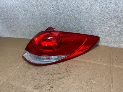 2012 2013 2014 Hyundai Veloster Right Passenger RH Tail light AD1029 LK1