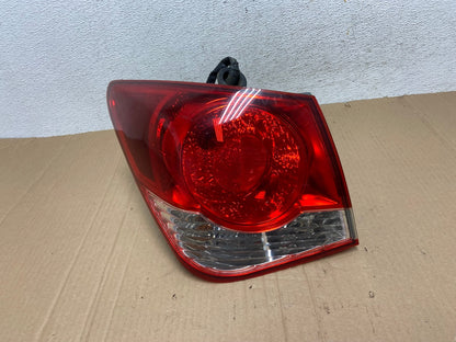 2011 2012 2013 2014 Chevrolet Cruze Left Driver LH Side Tail Light AE8915 LK0