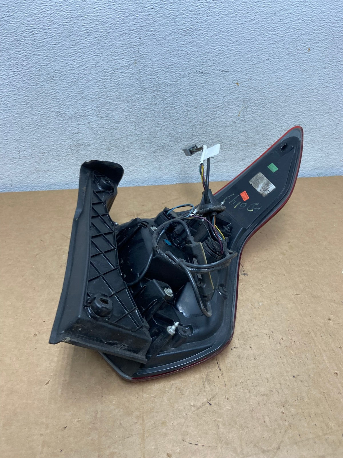 2016 to 2019 Ford Explorer Left Driver Lh Side Tail light AD6197 LK5
