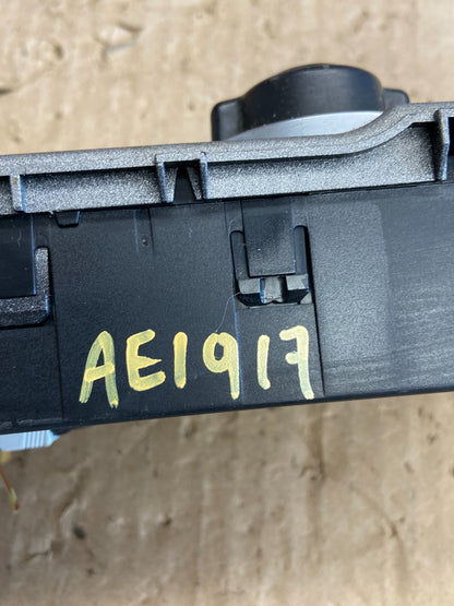 2003-2010 Range Rover L322 Center Clock Panel DSC Switch Control Power AE1917 DG6