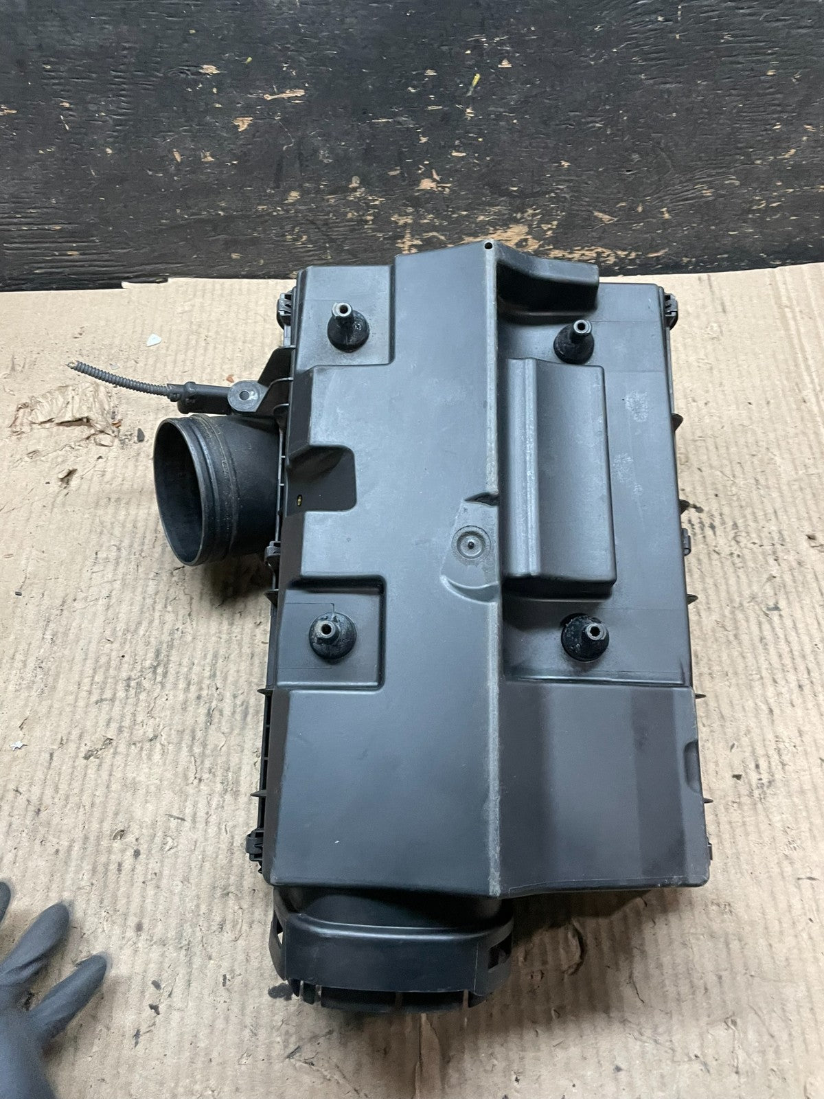2007 to 2010 BMW X5 Air Intake Cleaner Filter Housing Box OEM V4034 DG5