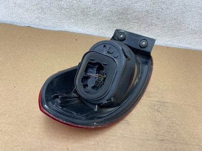 2009 to 2011 Volkswagen Tiguan Right Passenger Side Tail Light AH4405 DW5