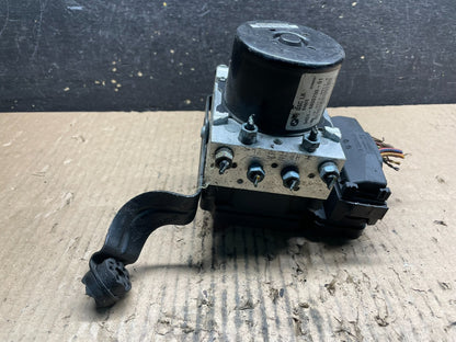 2012-2018 BMW F30 F32 320I 328I ABS Anti Lock Brake Pump 6860731 ab2709  DG2