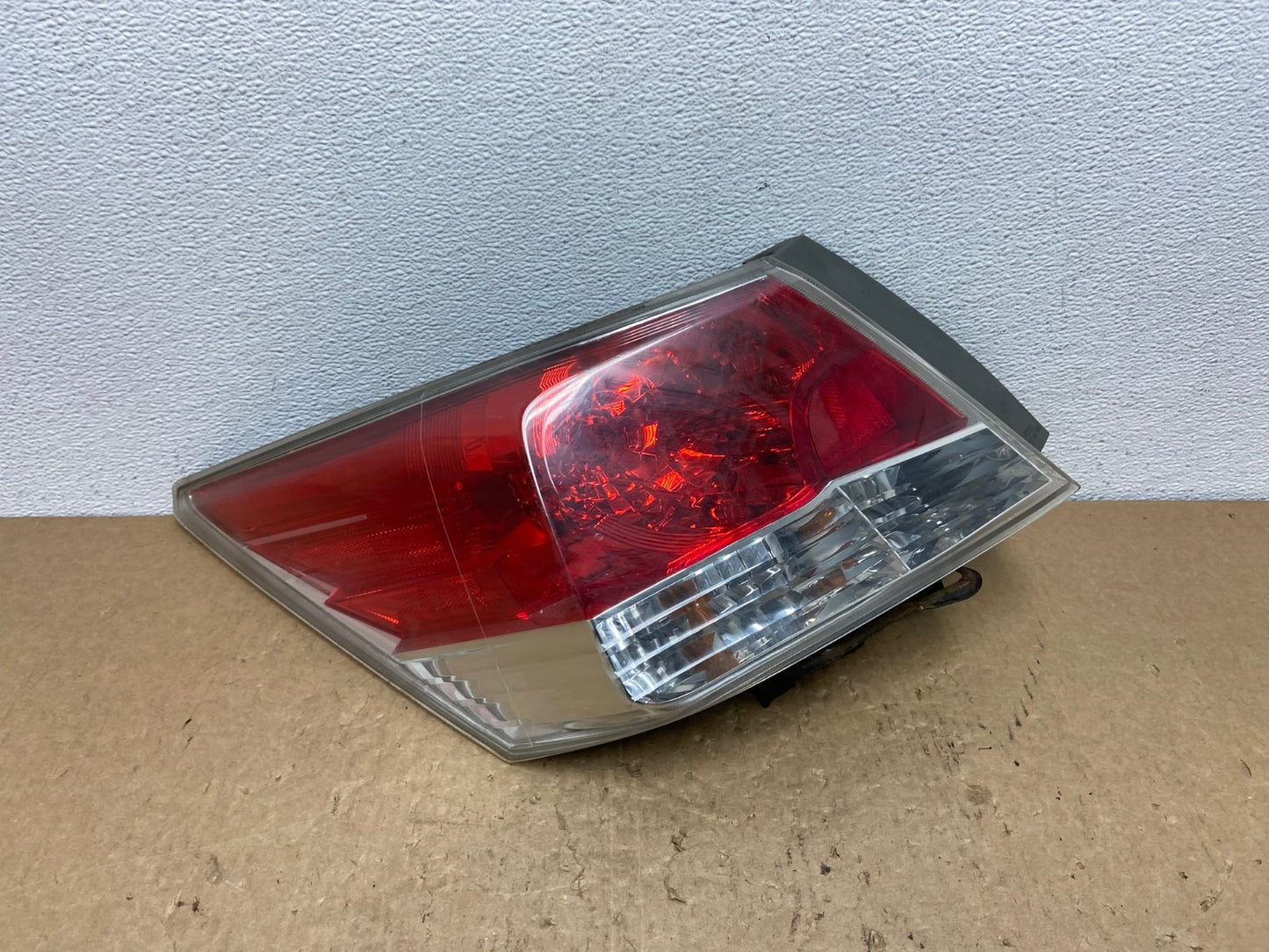 2008 to 2012 Honda Accord Sedan Tail light Left Driver LH Side AC1510 LK0