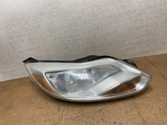 2012 2013 2014 Ford Focus Right Passenger Rh Side Headlight Oem AA8318 DW0