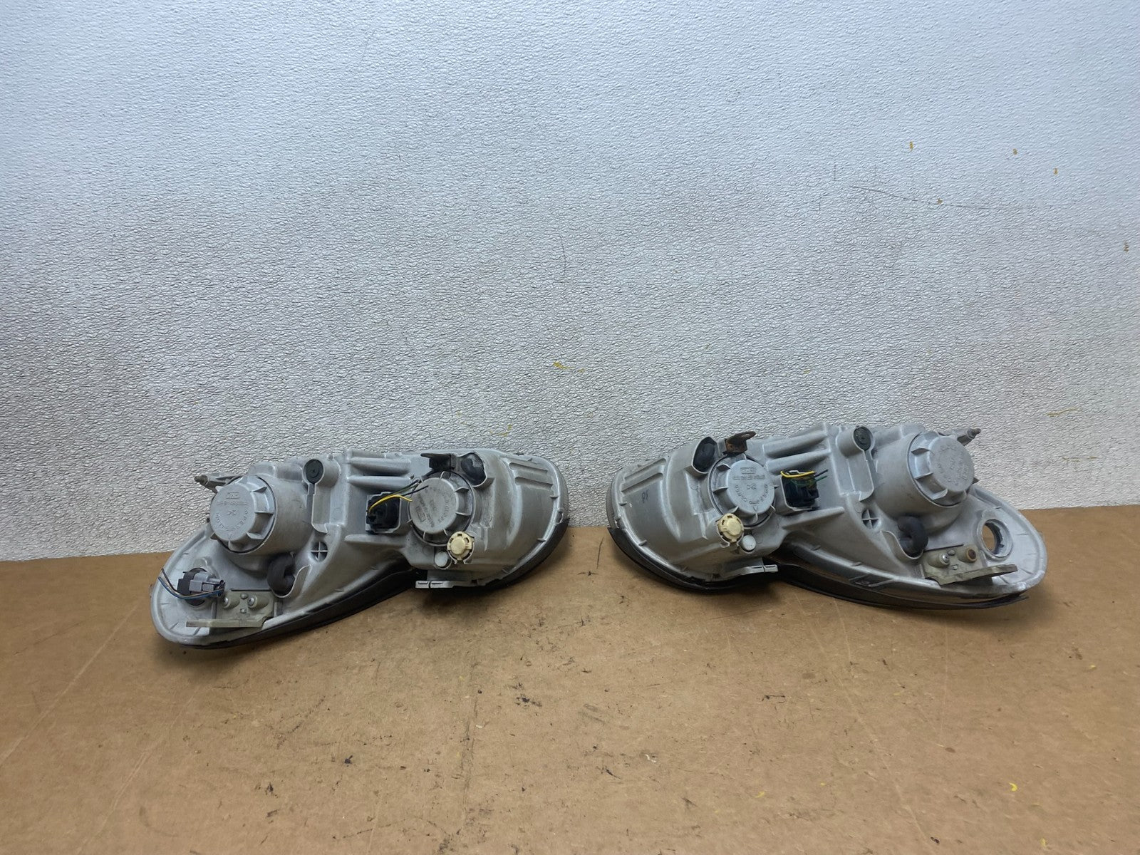 2002 - 2005 Hyundai Sonata Left+Right Headlights Halogen Oem X5654 DW10