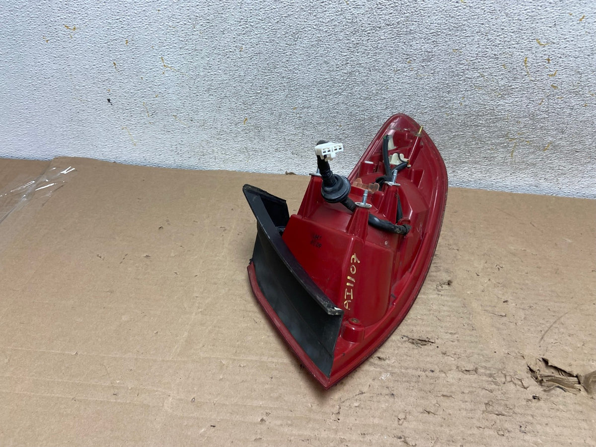 2007 - 2009 Hyundai Santa Fe Left Driver LH Side Tail Light AI1107 LK5