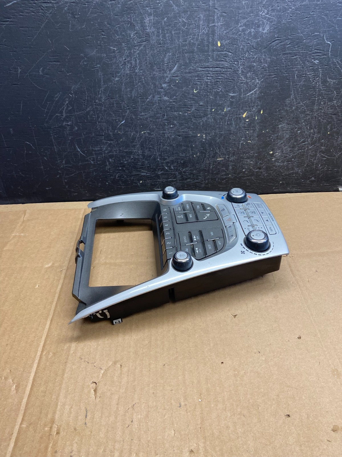 2012-2015 Chevy Equinox Terrain Radio Face Climate Control Panel Bezel AD2099 DG1