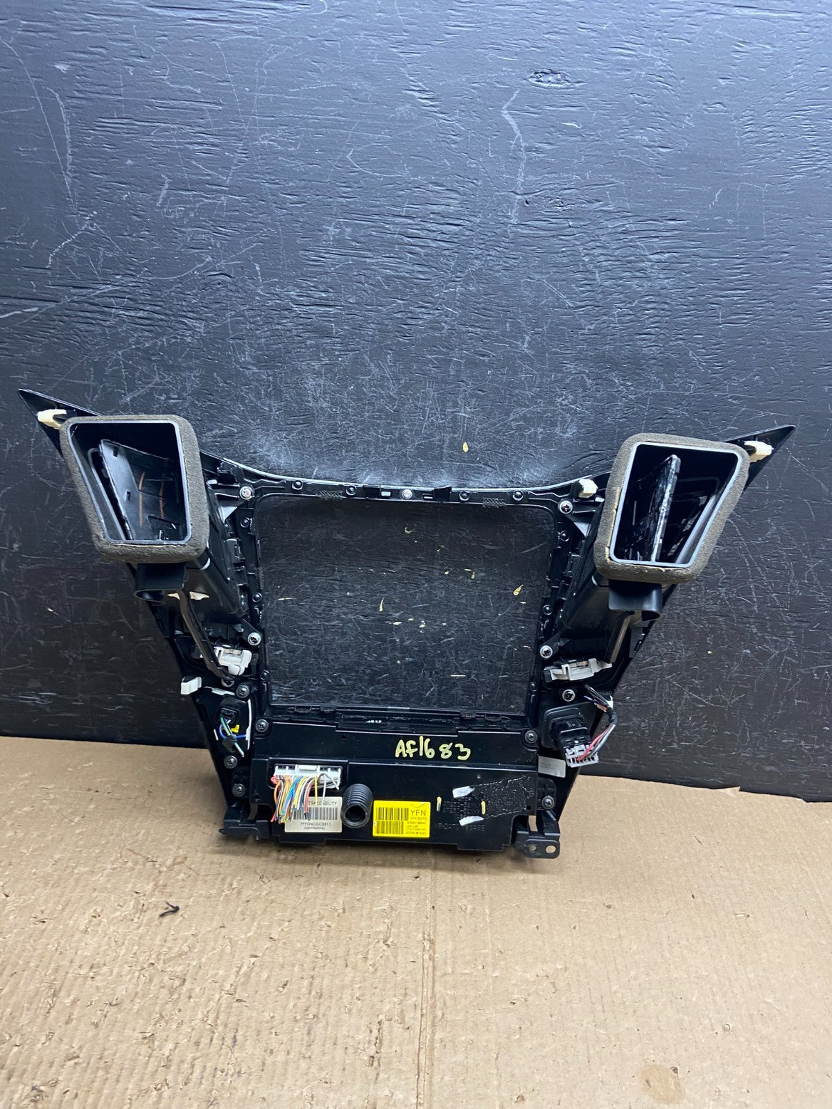 2011 - 2014 Hyundai Sonata Center Radio Climate Control Air Vent Bezel AF1683 DG6