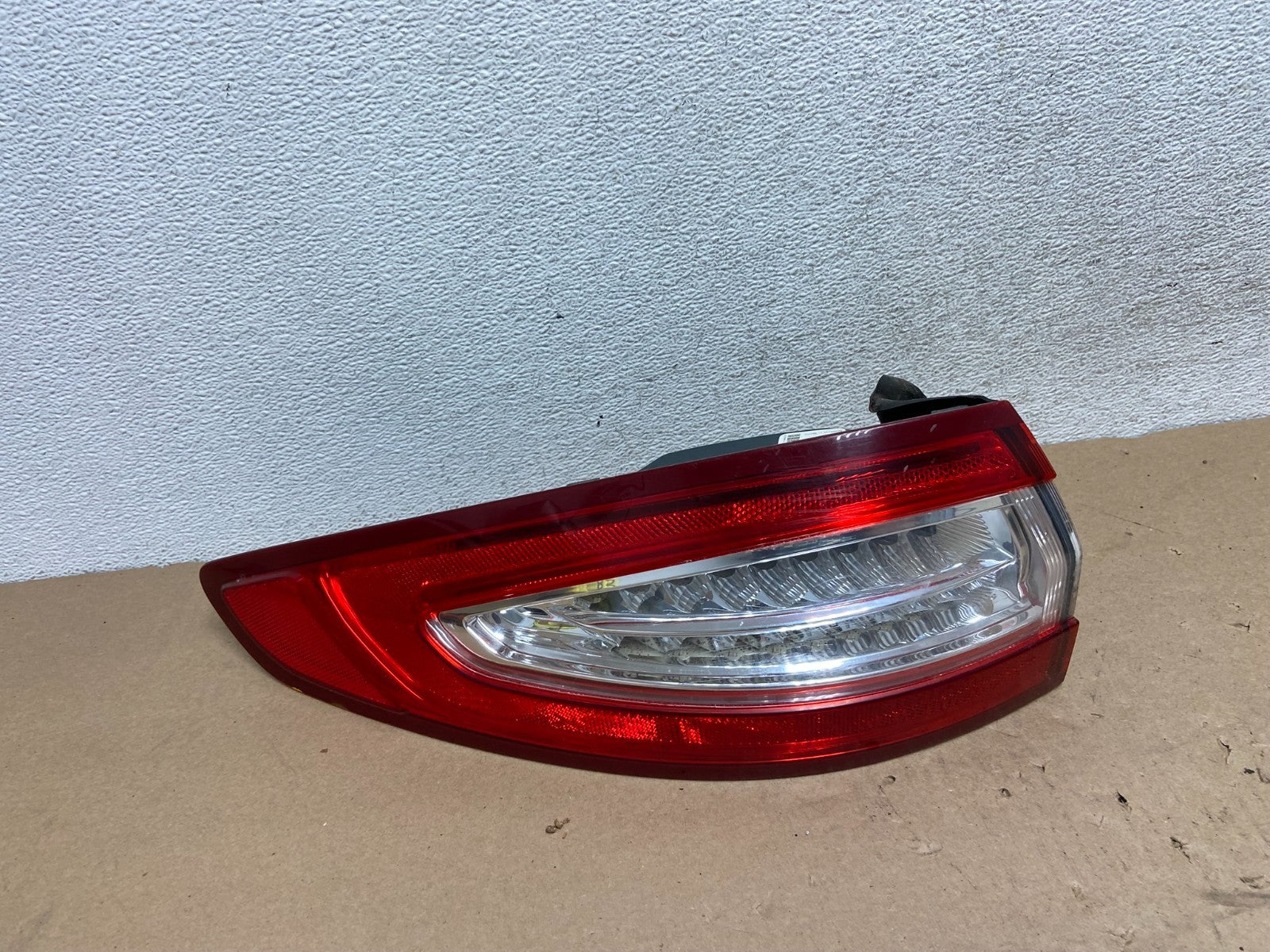 2013 to 2016 Ford Fusion Left Driver LH Side Tail Light AG41100