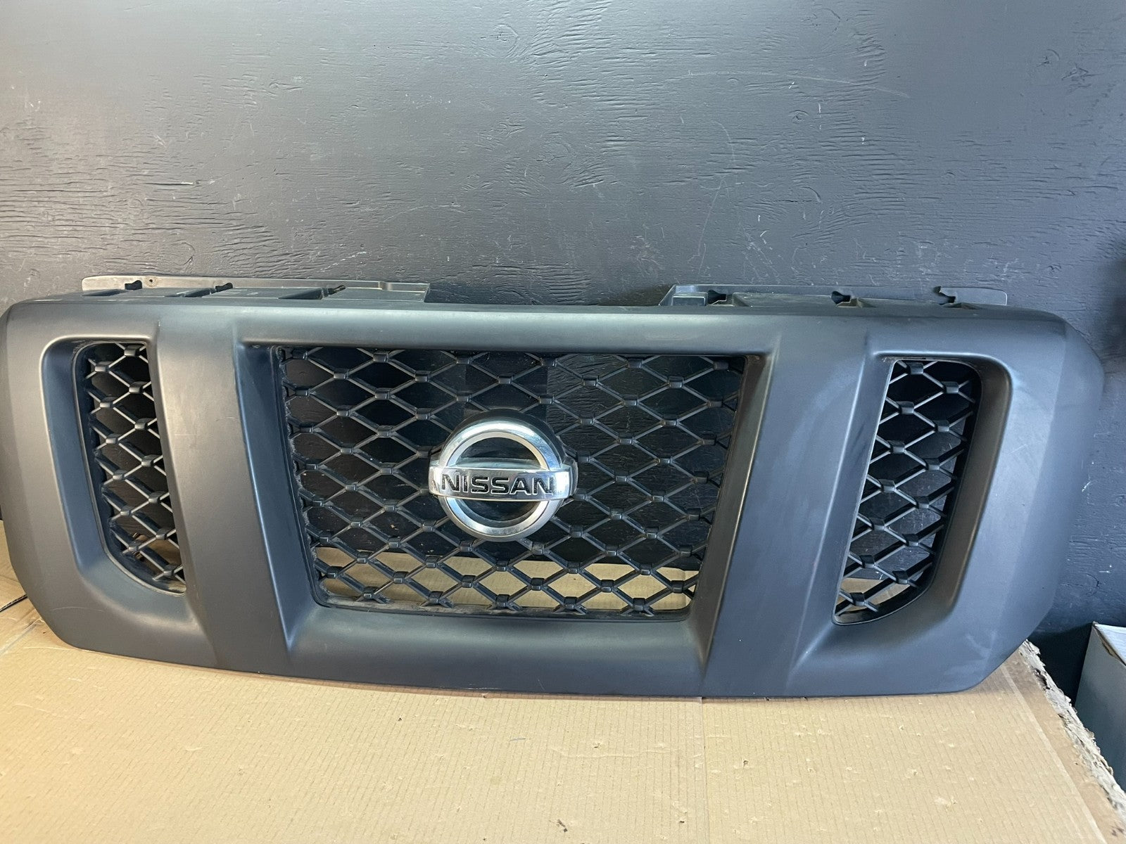 2012 to 2021 Nissan NV1500 NV2500 NV3500 Front Upper Grill Grille AE3583 DG0