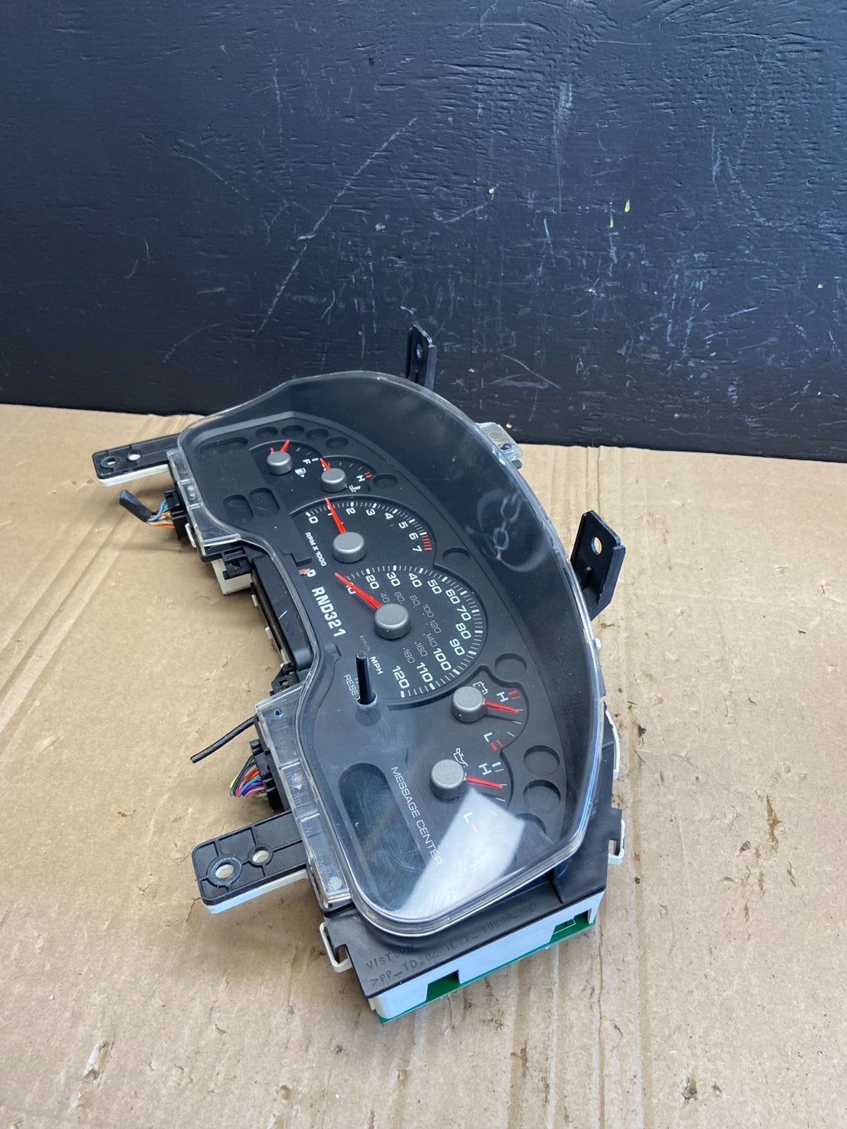 2004 2005 Ford Explorer Speedometer Cluster Gauge Oem AB8929 DG2
