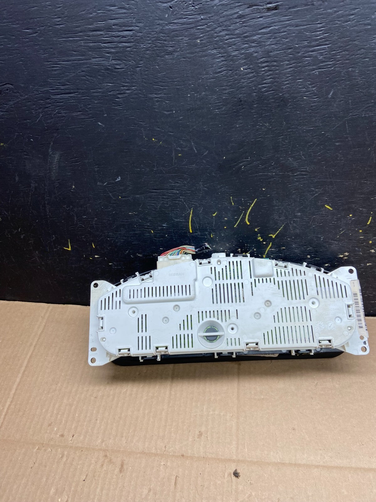 2010 Nissan Pathfinder Speedometer Cluster Gauge OEM Y2203 DG3