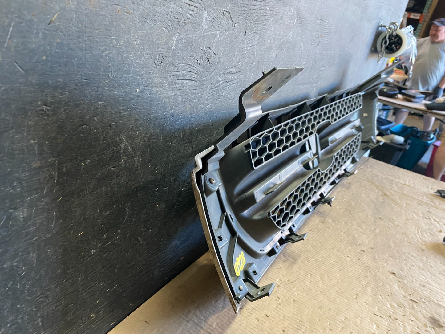 2003 2004 2005 Honda Pilot Front Upper Grill Grille Oem P6246 DG12