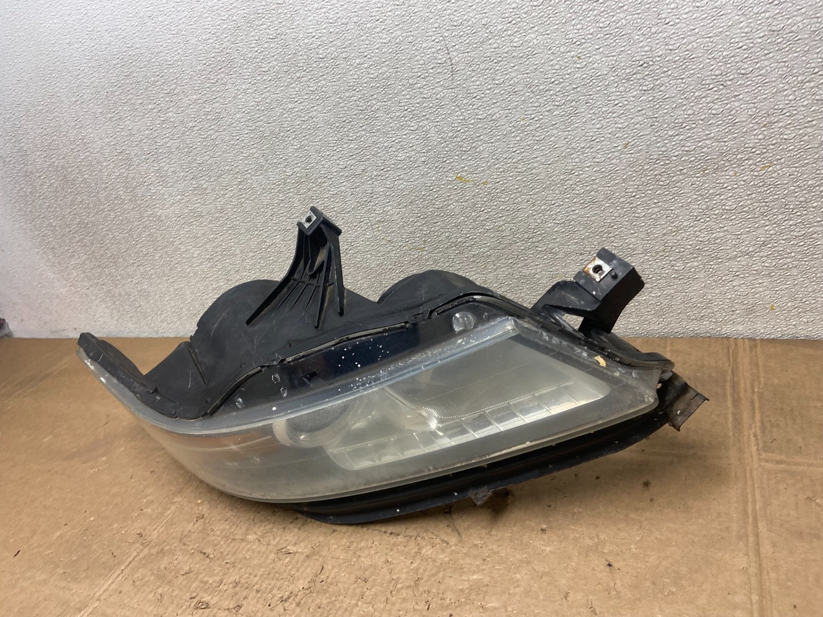 2004 2005 2006 Acura TL Headlight Right Passenger Side Xenon HID Y6924 DW1