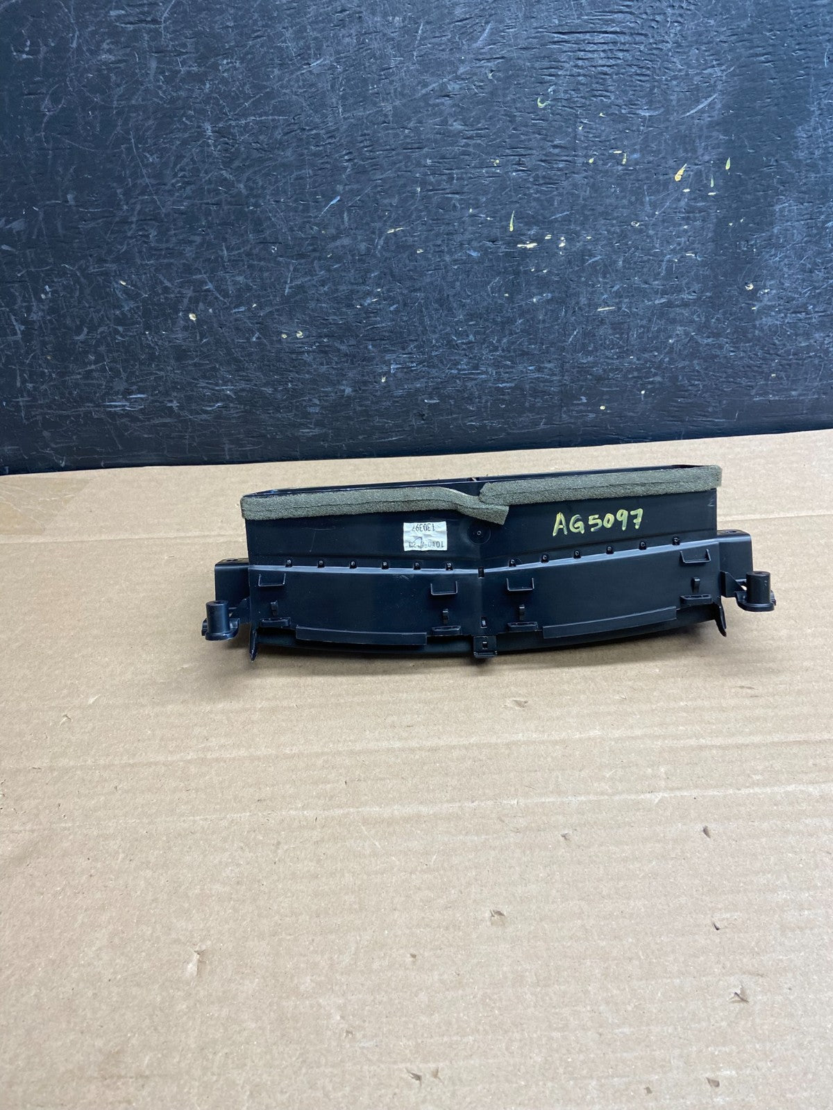 2011 to 2014 Ford Edge Center Dash Radio Panel Air Vent ag5097 DG4