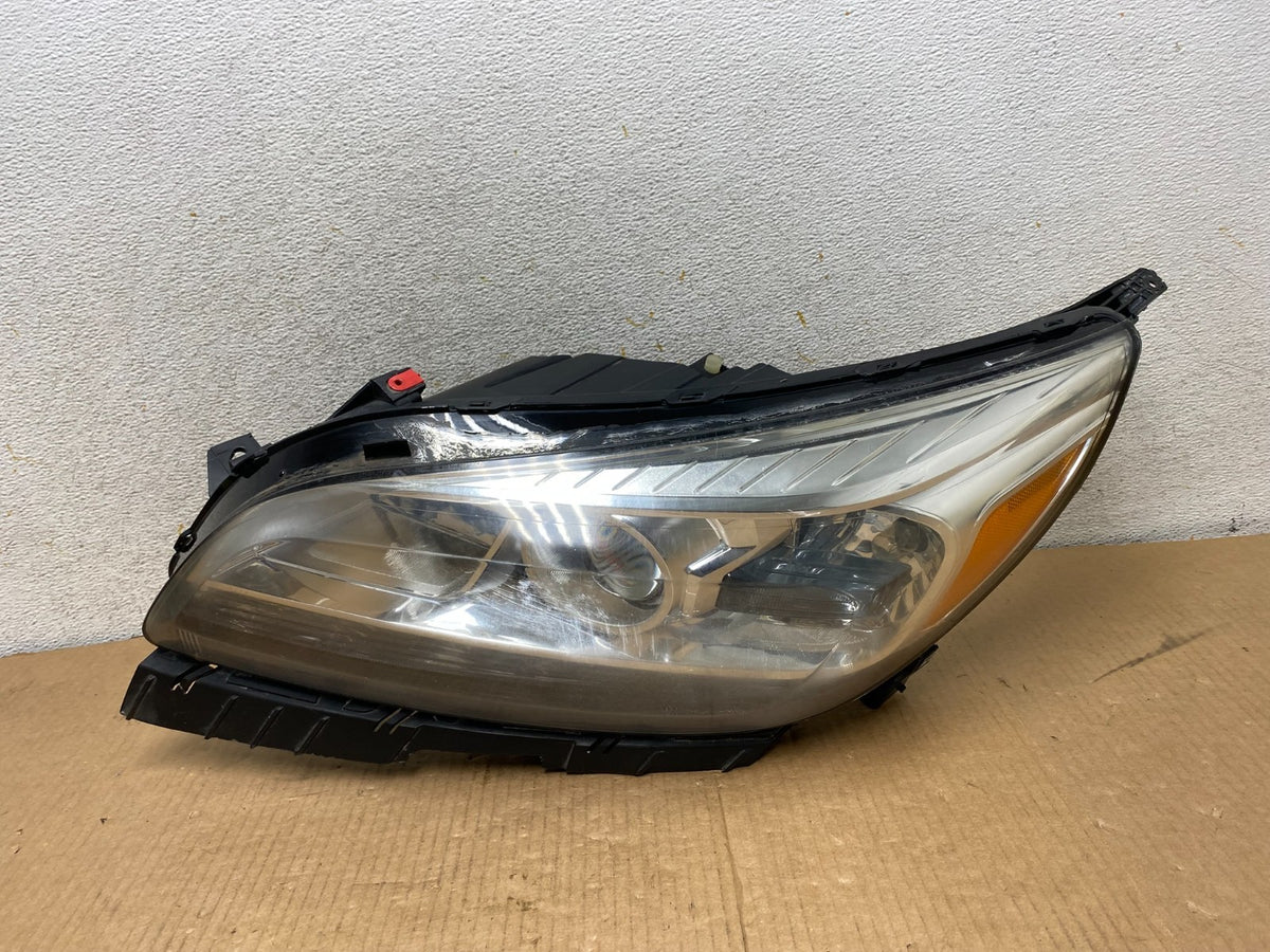 2013 2014 2015 Chevrolet Malibu Headlight Projector Left Driver Side AI69620