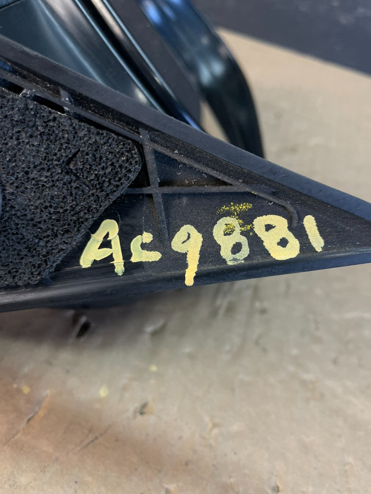 2005-2009 Subaru Legacy Outback Left Driver Door Mirror AC9881 DW10