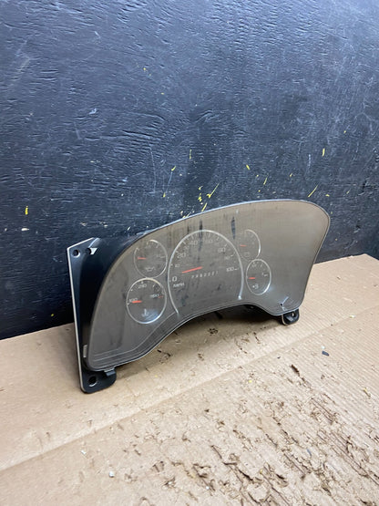 2008 2009 2010 Chevrolet Express Speedometer Cluster Gauge v7758 DG2