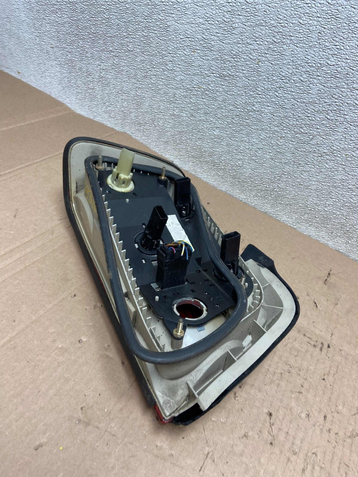 1992 to 1998 BMW 3-Series E36 M3 Coupe Right Passenger RH Tail Light X93106