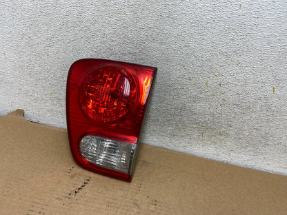 2005 - 2007 Toyota Sequoia Right Passenger RH Tail Light Inner AH7782 DW2