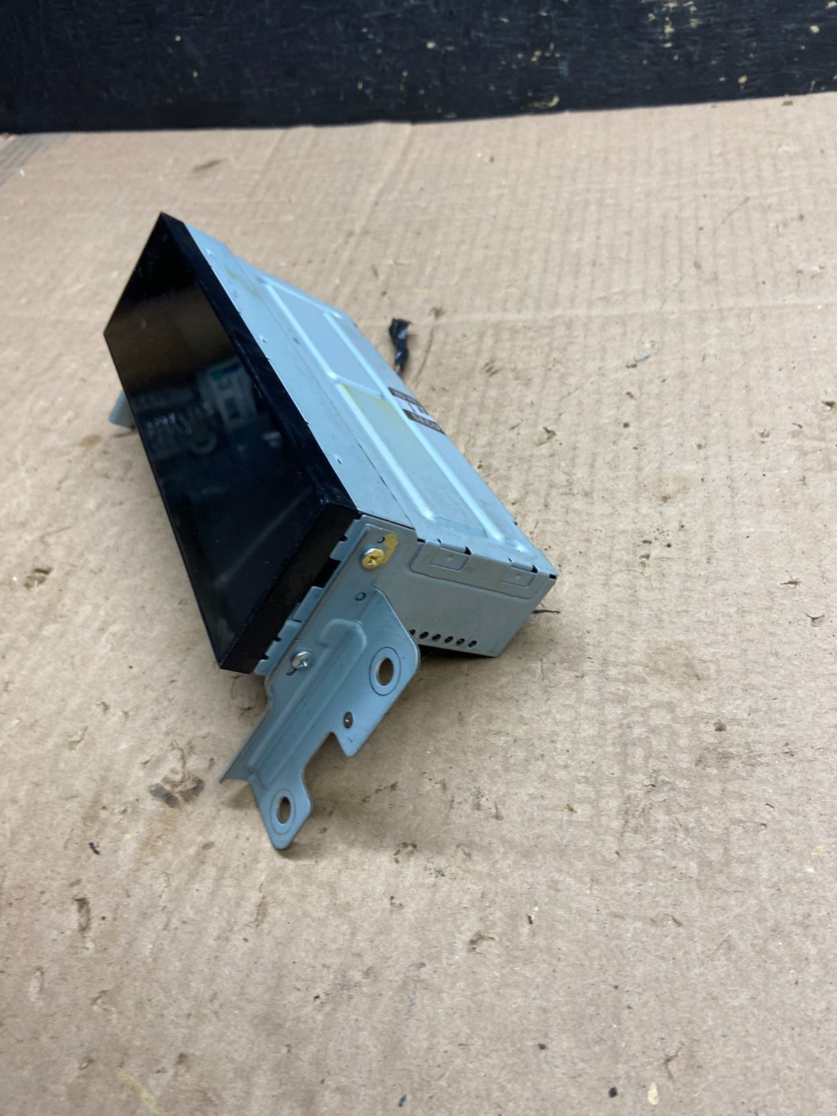 2011-2012 Ford Flex Radio Information Display Screen OEM z0243 DG3
