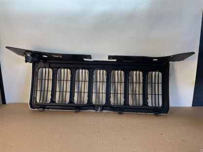 2006 to 2010 Jeep Commander Front Upper Grill Grille ag9831 DG3
