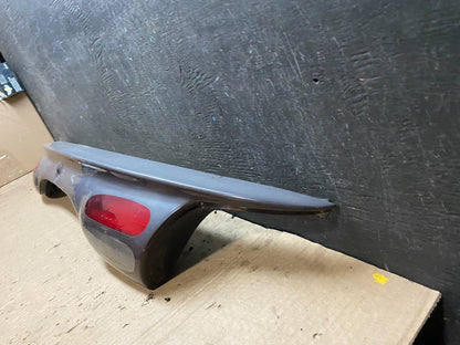 2000 to 2002 Ford Taurus Sedan Trunk Rear Center Lid Tail Light Panel J0544 DG1