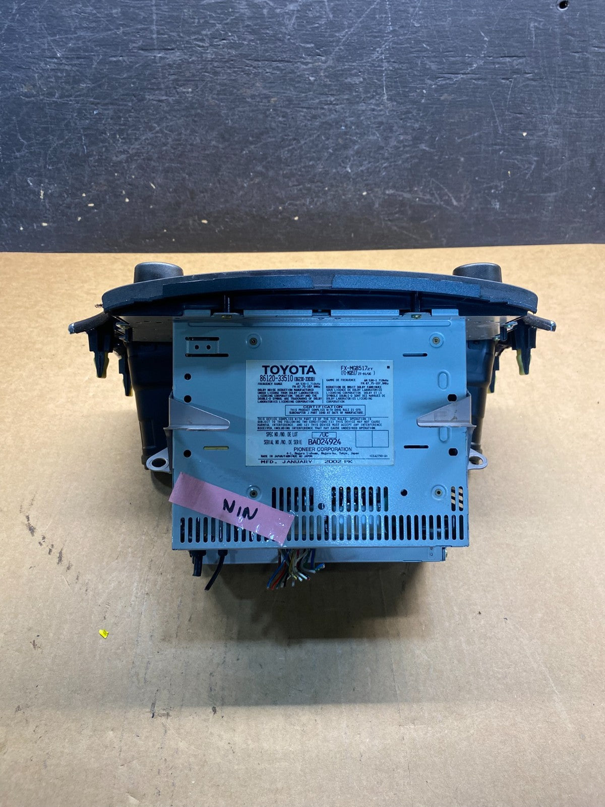 2004 to 2006 Lexus ES330 Es300 Radio Receiver Tape CD Air Vent ah4986 DG4