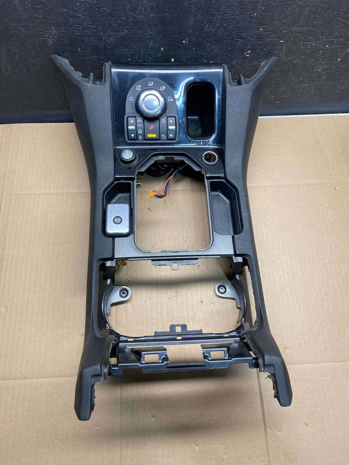 2010-2013 Land Rover Lr4 Center Console Control Switch Shifter Trim L8861 DG0