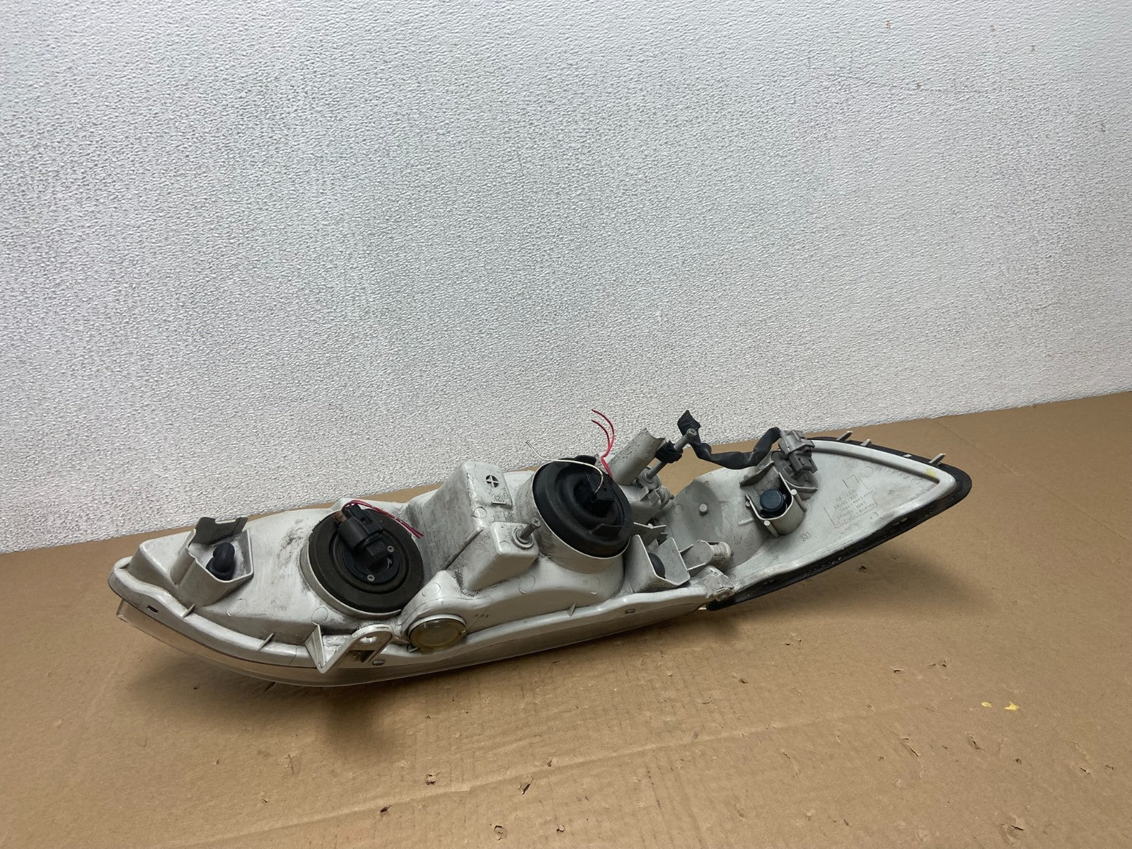 1997-2001 Lexus Es300 Left Driver Side Headlight Halogen Oem AB6176 DW5