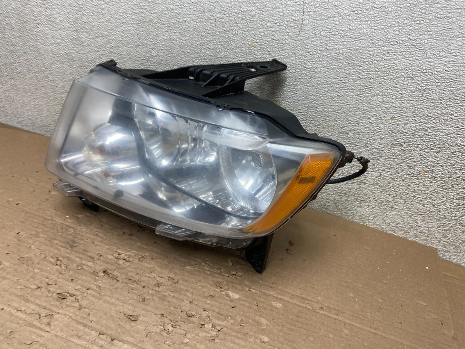 2011 to 2013 Jeep Grand Cherokee Halogen Left Driver Lh Headlight Oem AB1596 DW1