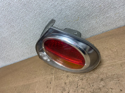 2002 2003 Nissan Maxima Right Passenger RH Side Tail Light Y6836 DW1