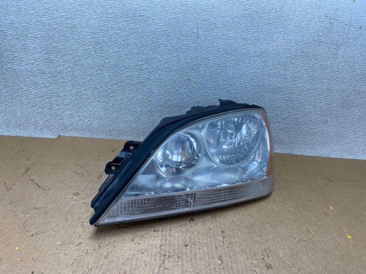 2004 2005 2006 Kia Sorento Left Driver Lh Side Headlight Halogen Oem Z8081 DW2
