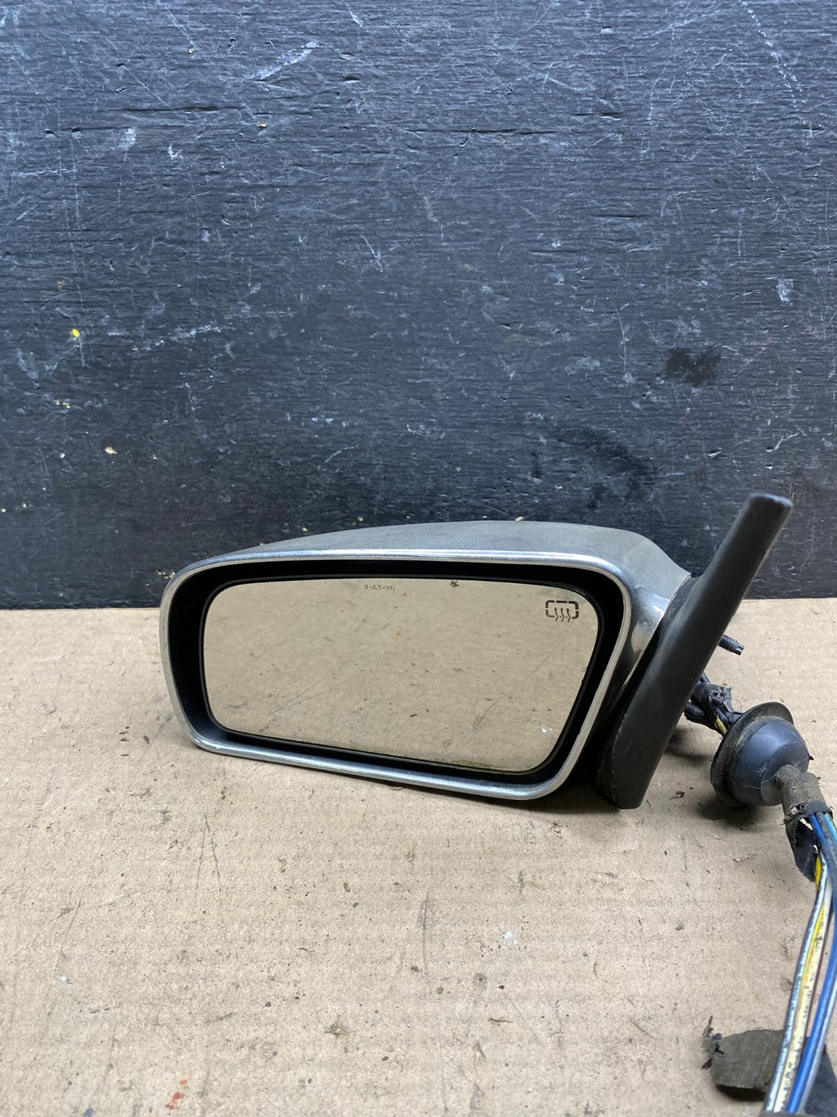 1990 to 1993 Chrysler Imperial Left Driver LH View Door Mirror Oem q6086 DG6