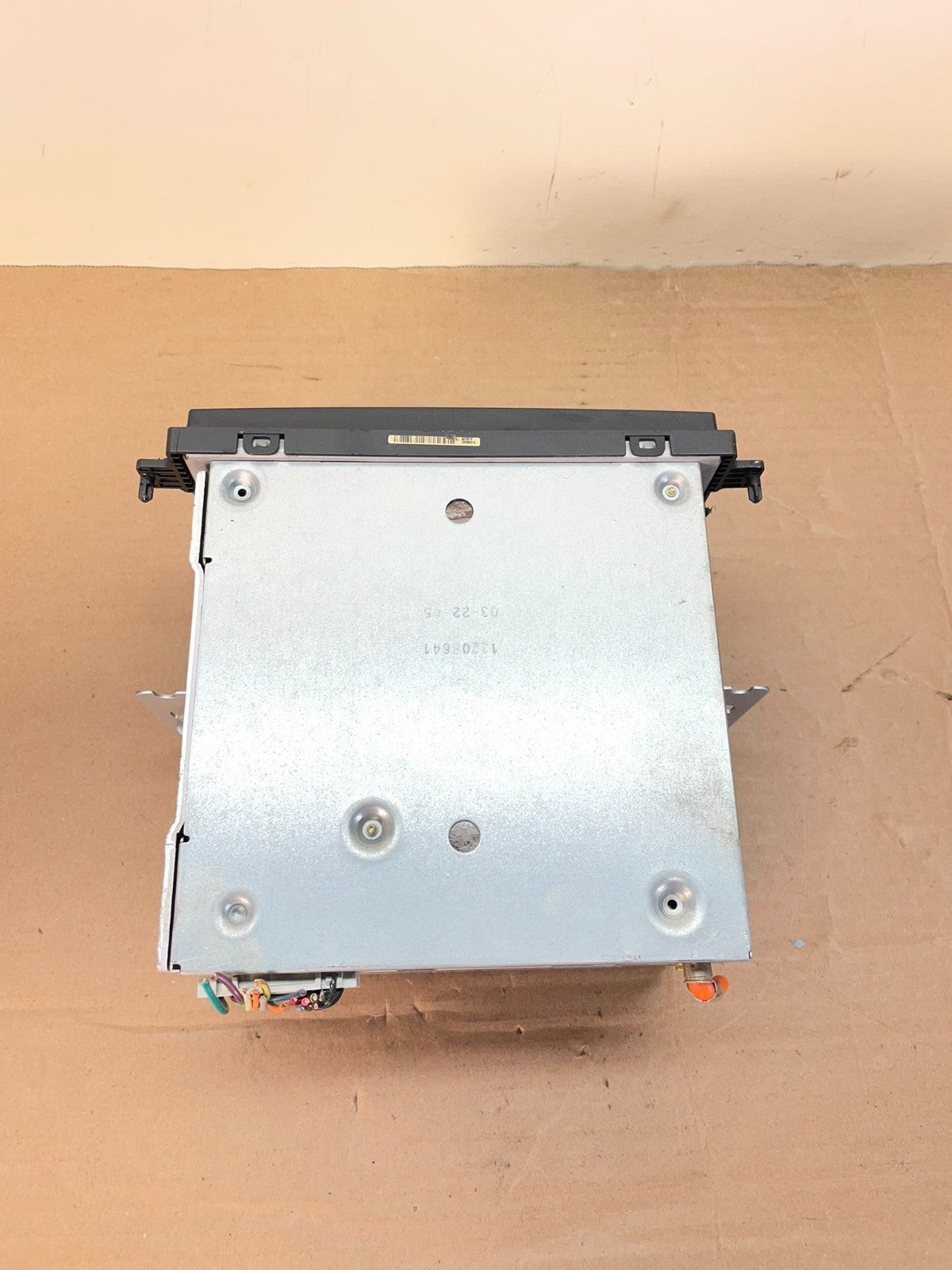 2005 to 2007 Ford F250 F350 Radio Audio AM/FM Receiver AI0489 DW5