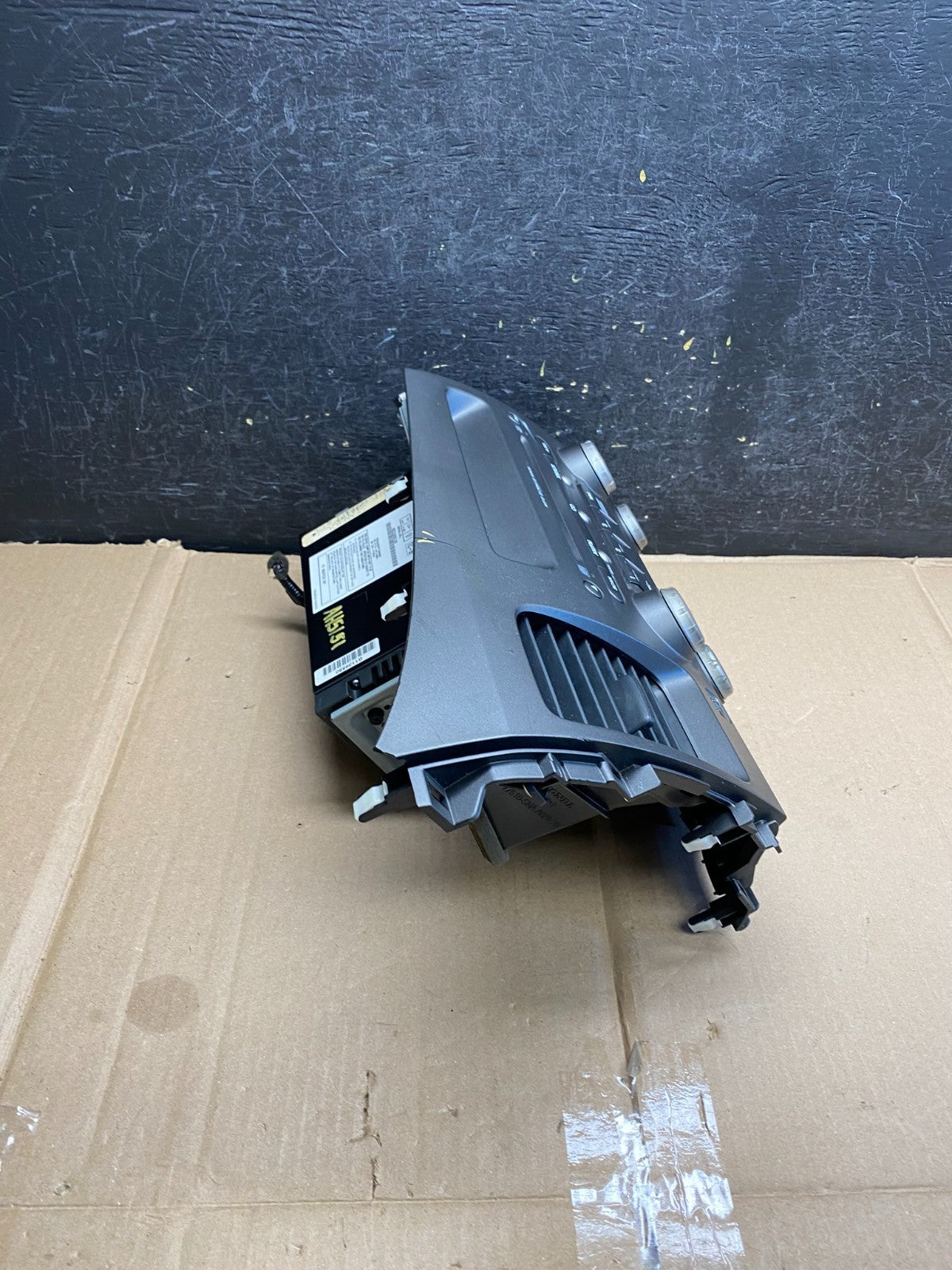 2006 - 2011 Honda Civic Radio AM/FM Climate Control Air Vent Bezel AH5251 DG1