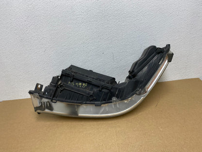 2005 to 2011 Lincoln Town Car Right Passenger Rh Side Headlight AB9980 DW7