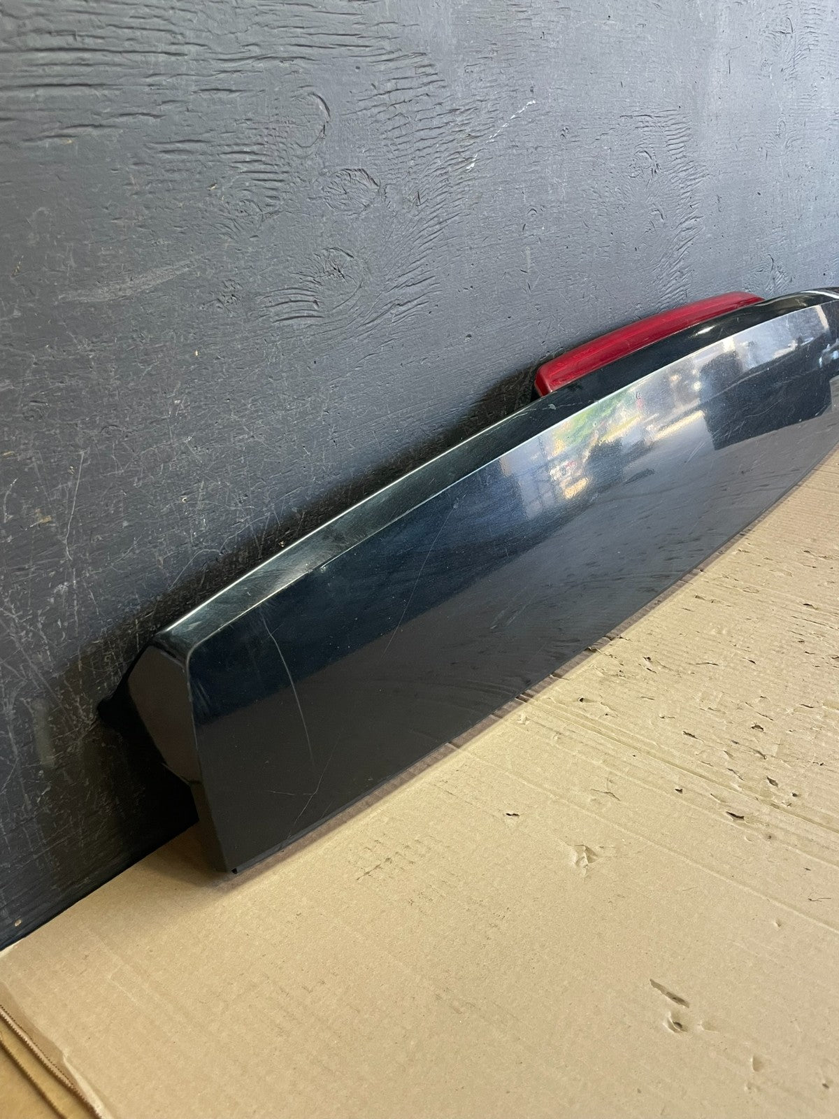 2007-2014 Chevrolet Tahoe Suburban Yukon Spoiler Wing 3rd Brake Light AE0755 DG2