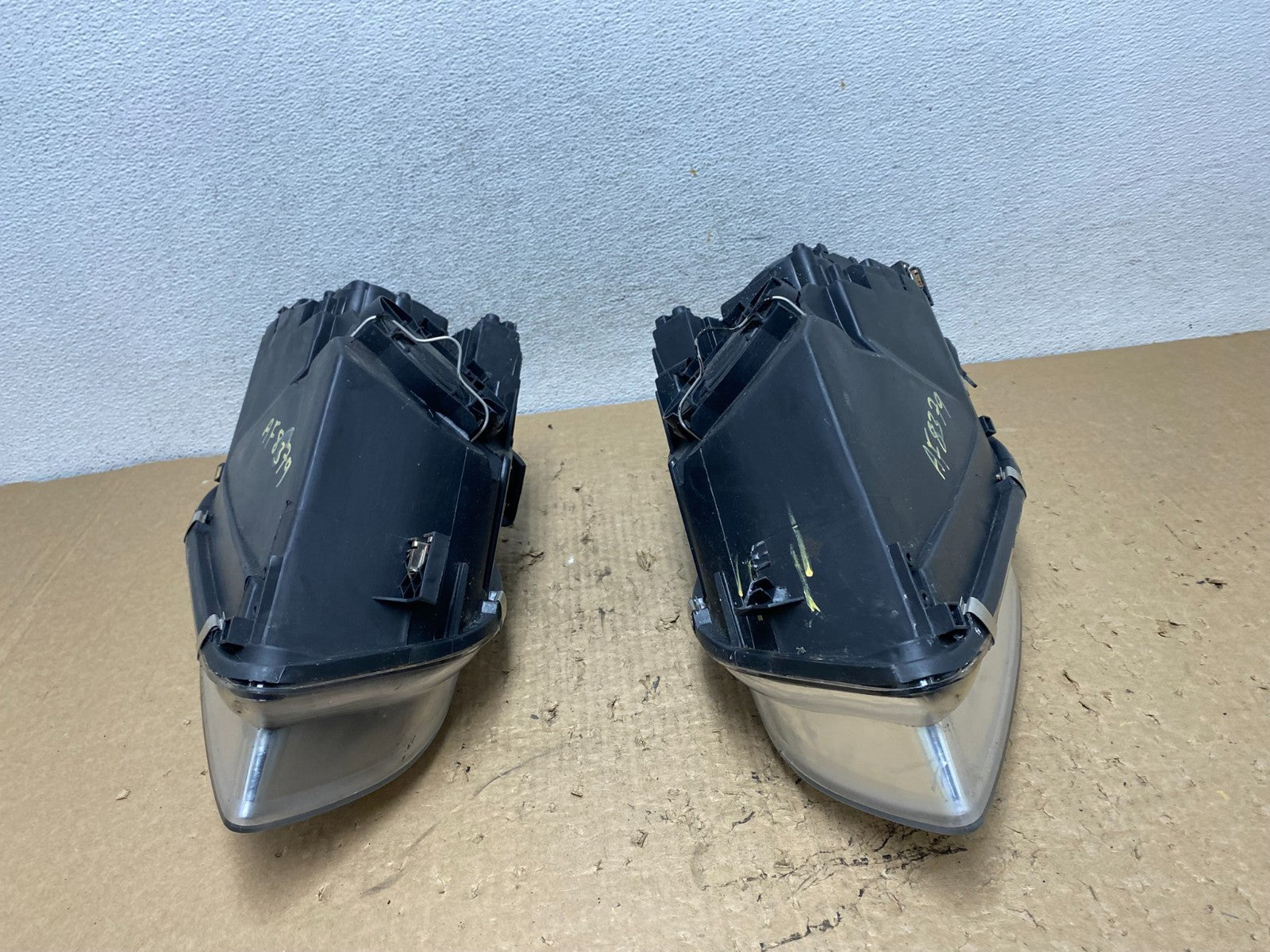 2006-2010 Volkswagen Passat Left+Right Set LED Headlights af8379 DG10