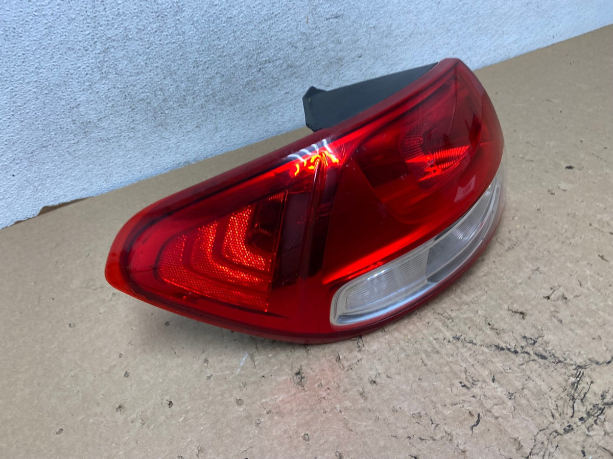 2016 2017 2018 Kia Sorento Left Driver LH Tail Light AF8291 LK2