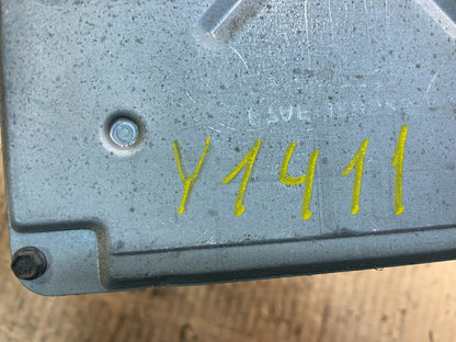 2002 Ford E-Series Van 4.2L Engine Control Module 3c2a-12a650-sb y1411 DG4