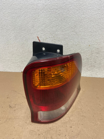1999 to 2003 Ford Windstar Tail Light Right Passenger RH Side AG4275 LK2