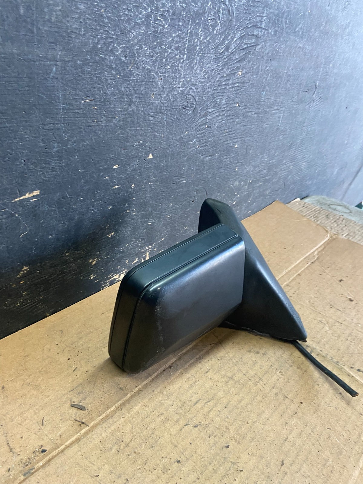 1988 to 1989 Mercedes W124 300CE Right Passenger Side View Mirror q8371 DG2