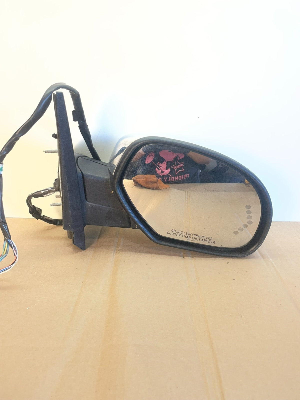 2007-2013 Chevrolet Tahoe Silverado Suburban Right Turn Signal Mirror AG7800 DW6